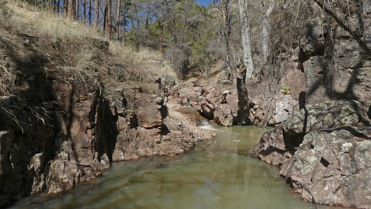 pool in a narrow slot