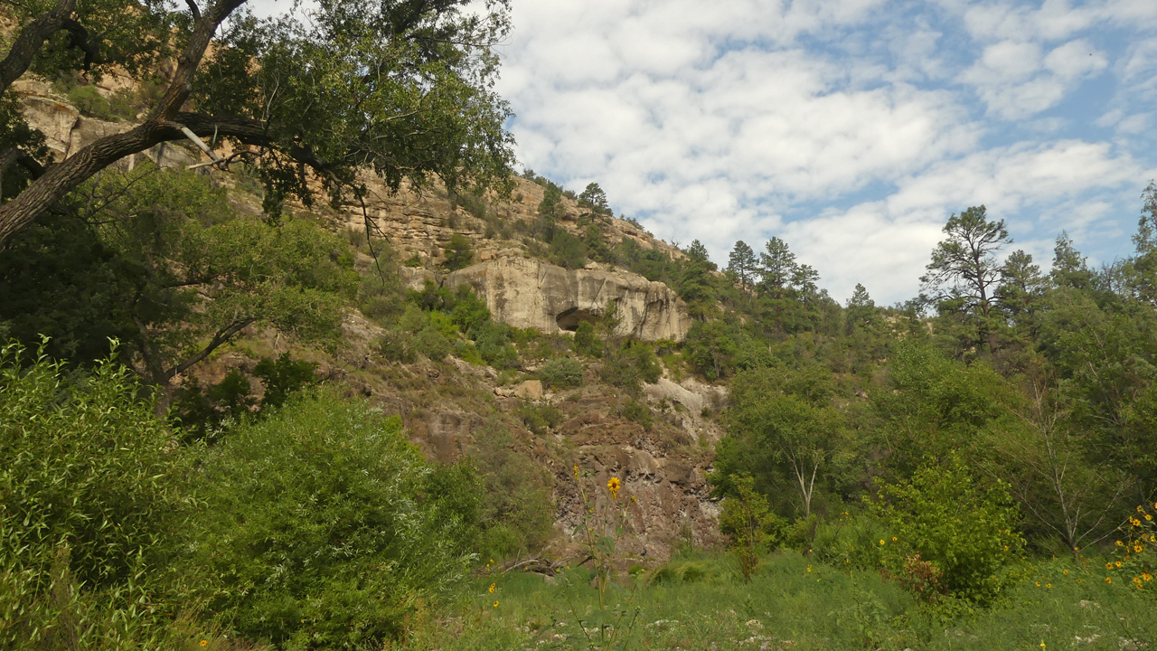 cliff dwelling