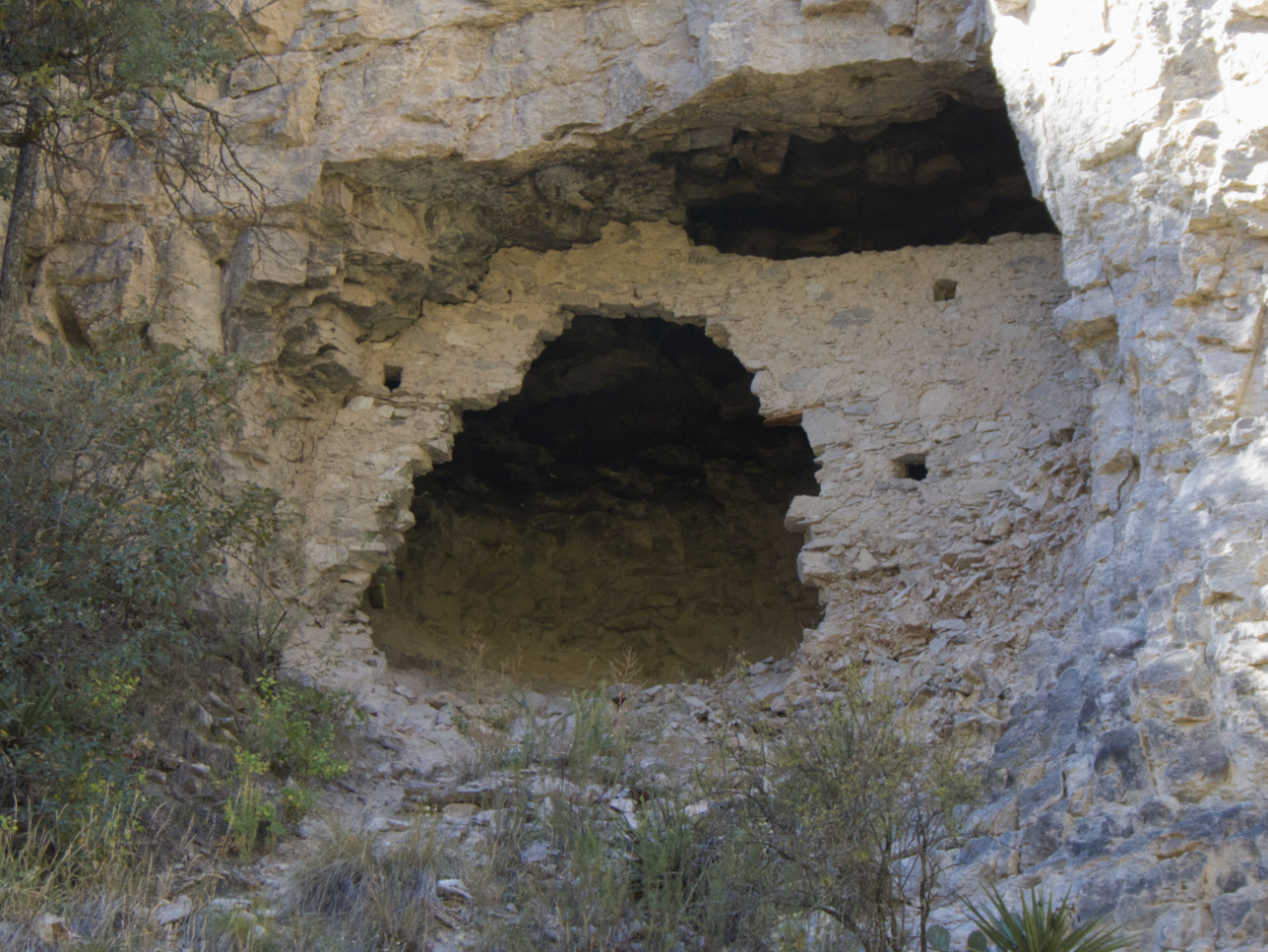 cliff dwelling