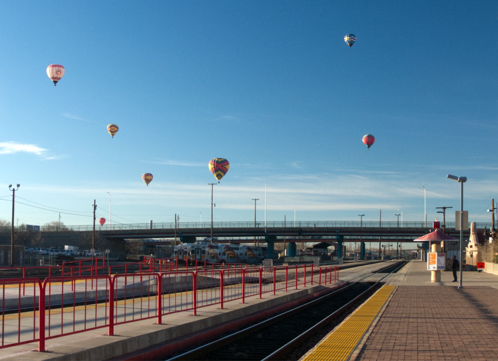 Balloons above the Albuquerque downtown trail station