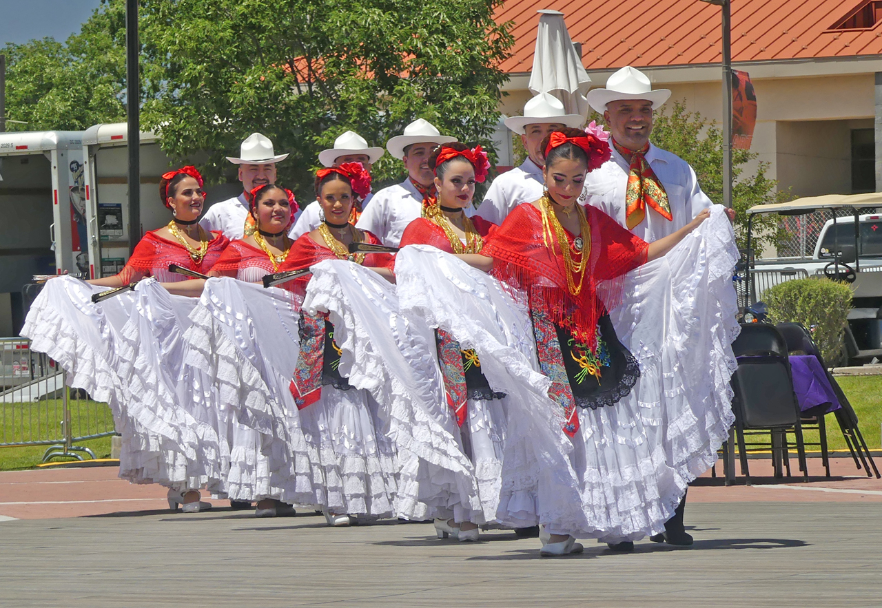 fiesta latina dancers