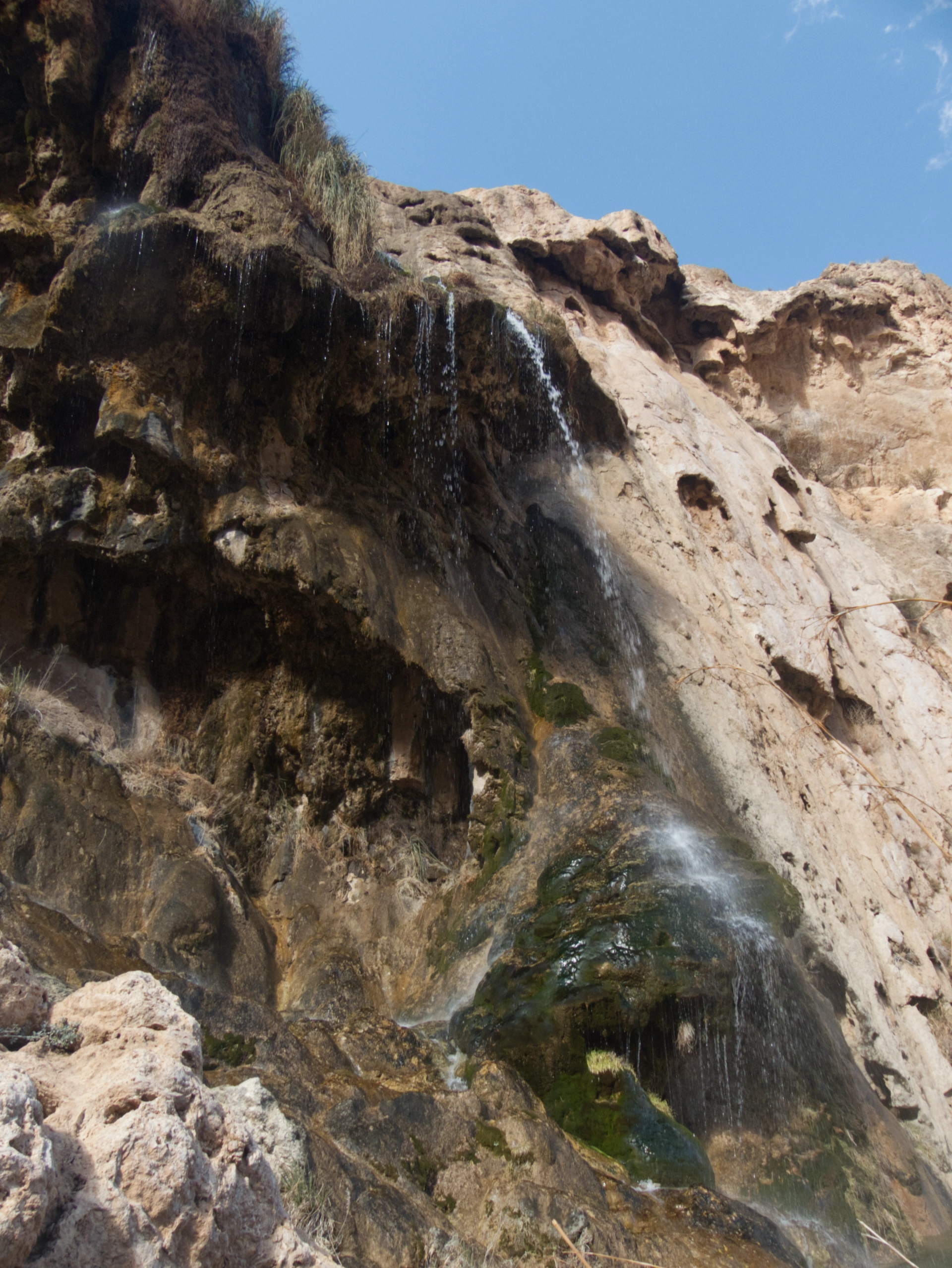 Sitting Bull Falls from the side