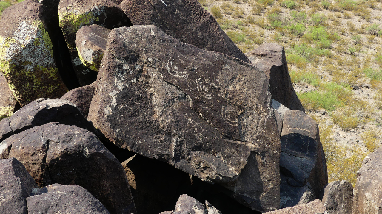 half circles petroglyph